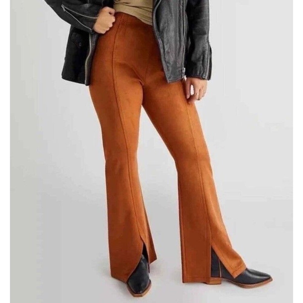 Free People CINNAMON BRULEE Womens CRVY Real Deal Suede Flare Pants Size 28